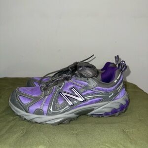 New Balance Trail Sneakers in Purple and Gray. Size 9. NWOT
